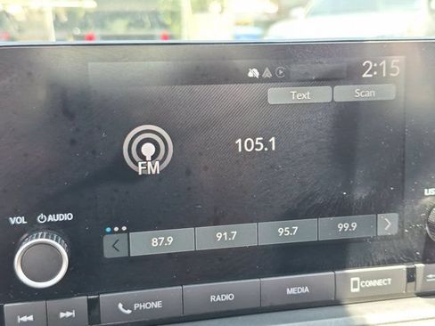 Used 2025 Honda Accord SE image 18