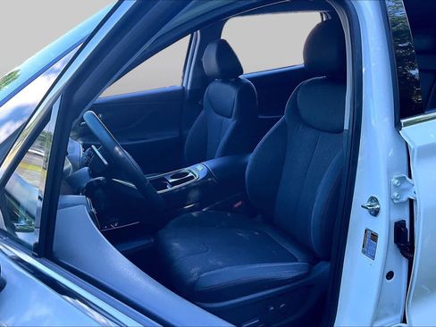 Used 2023 Hyundai Santa Fe SEL AWD/4WD image 8