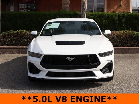 Used 2025 Ford Mustang GT RWD image 3