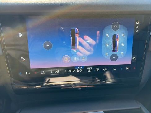 Certified 2025 Lincoln Navigator L Reserve w/ Jet Appearance Package image 19