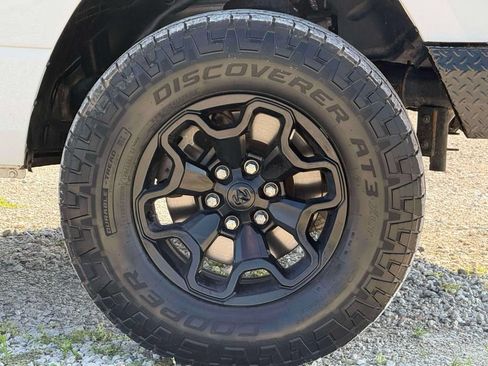 Used 2021 RAM 1500 Big Horn AWD/4WD image 9