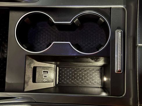 Certified 2024 Lincoln Nautilus Reserve w/ Jet Appearance Package (87T) image 13