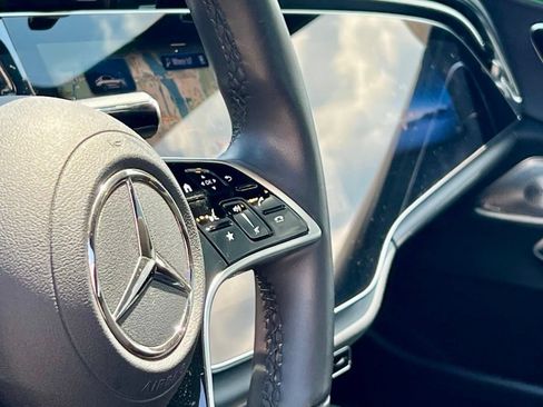 Used 2024 Mercedes-Benz E 450 4MATIC Sedan image 11
