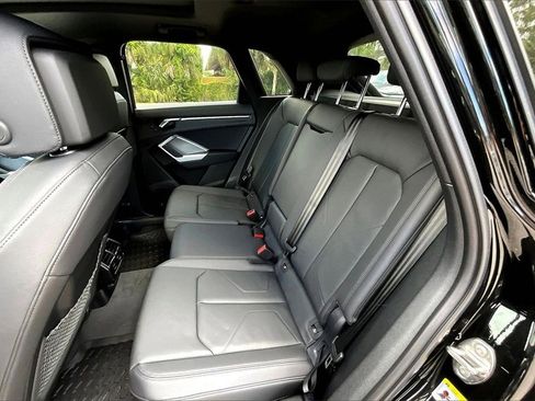 New 2025 Audi Q3 2.0T Premium image 17