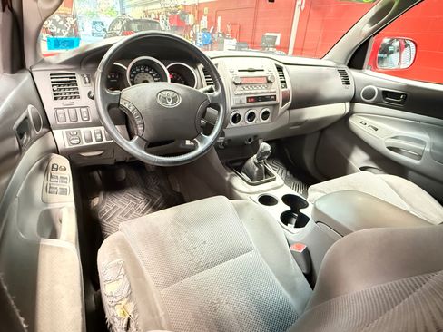 Used 2006 Toyota Tacoma 4x4 Double Cab w/ TRD Sport Pkg #1 image 16