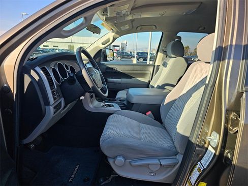 Used 2012 Toyota Tundra Grade image 19