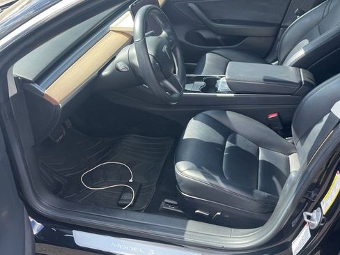 Used 2018 Tesla Model 3 Long Range image 13