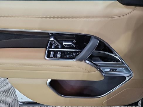 New 2026 Land Rover Range Rover SE AWD/4WD image 14