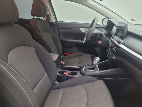 Used 2022 Kia Forte LXS w/ LXS Technology Package image 21