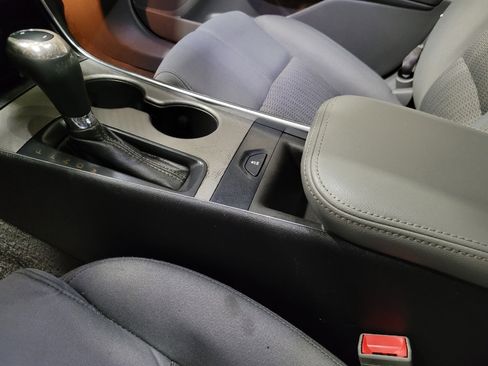 Used 2017 Chevrolet Impala LS image 26