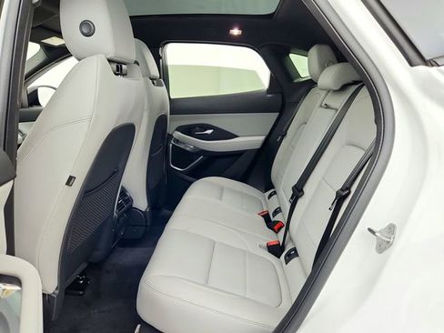 New 2024 Jaguar E-PACE R-Dynamic SE image 32