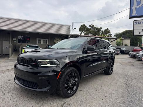 Used 2022 Dodge Durango GT w/ Blacktop Package RWD image 2