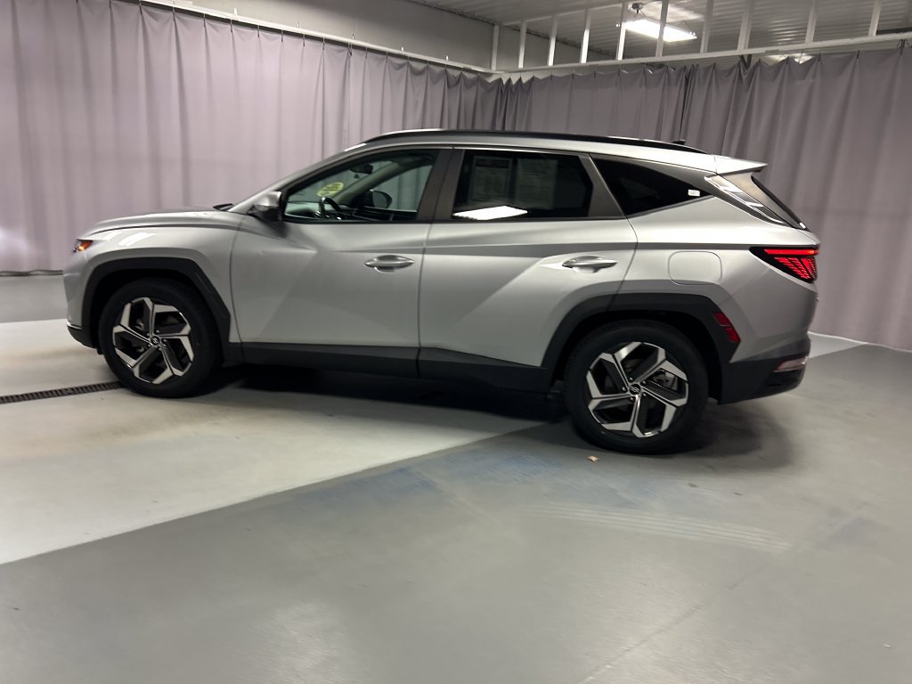 Used 2022 Hyundai Tucson SEL w/ Convenience + Premium Package FWD image 4