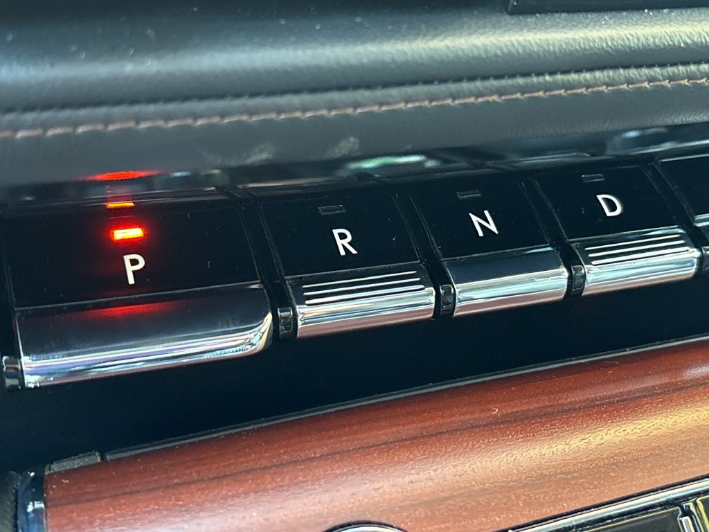 Used 2024 Lincoln Aviator Reserve w/ Elements Package Plus AWD/4WD image 8