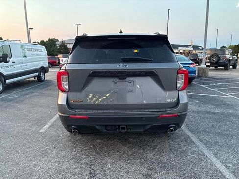 Used 2022 Ford Explorer ST-Line w/ Class IV Trailer Tow Package AWD/4WD image 5
