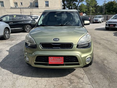 Used 2012 Kia Soul ! w/ Premium Pkg FWD image 3
