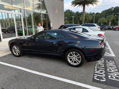 Used 2013 Chevrolet Camaro LT w/ Rear Vision Package RWD image 7