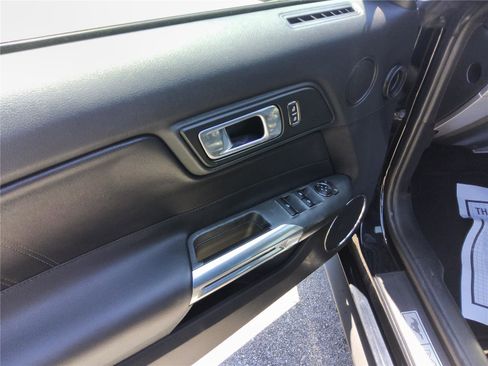 Used 2019 Ford Mustang Premium RWD image 15