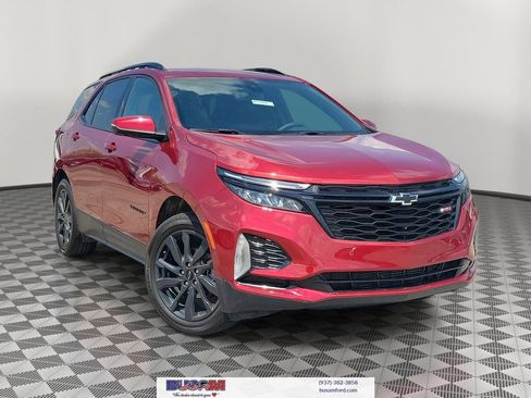 Used 2024 Chevrolet Equinox RS FWD image 1