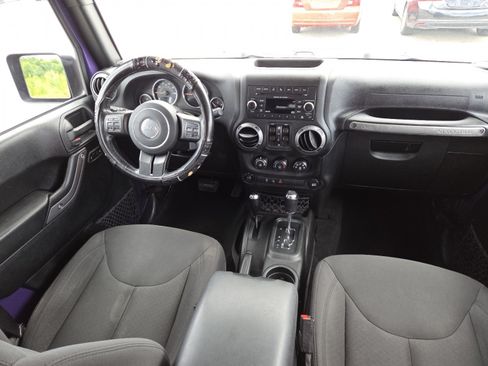 Used 2017 Jeep Wrangler Unlimited Sport w/ Quick Order Package 24S AWD/4WD image 21