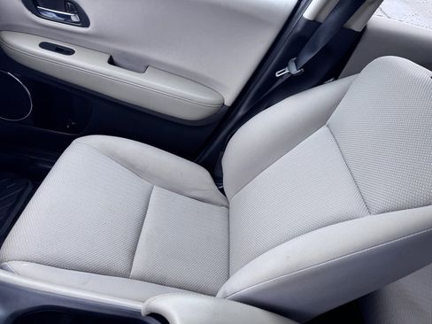 Used 2016 Honda HR-V EX image 27