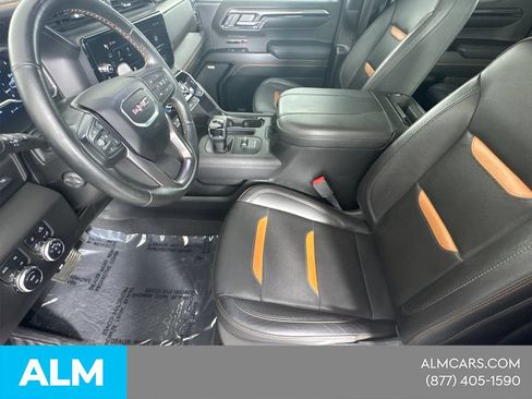 Used 2023 GMC Sierra 1500 AT4 w/ Technology Package AWD/4WD image 12