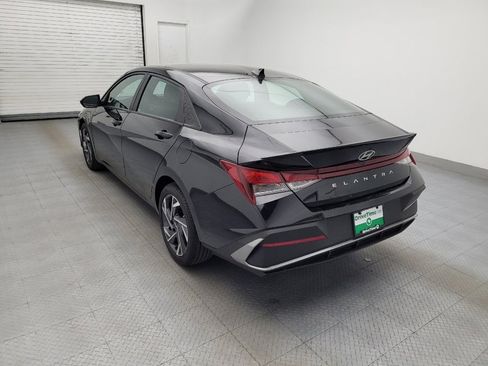 Used 2025 Hyundai Elantra Sport w/ Cargo Package FWD image 5