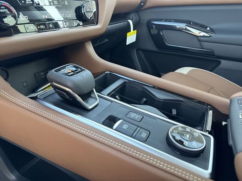 New 2026 Nissan Pathfinder Platinum image 20