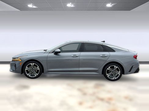Used 2024 Kia K5 EX FWD image 2