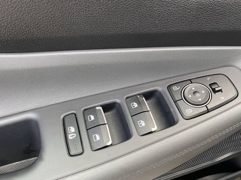 Certified 2022 Hyundai Santa Fe SEL FWD image 18