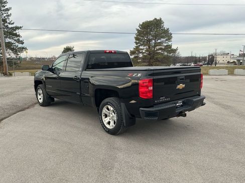 Used 2018 Chevrolet Silverado 1500 LT w/ All Star Edition image 4