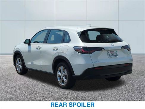 Certified 2024 Honda HR-V LX image 9