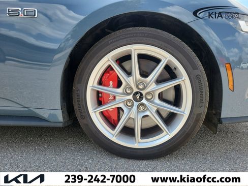 Used 2025 Ford Mustang GT Premium RWD image 7