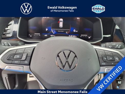 Used 2026 Volkswagen Jetta Sport FWD image 13