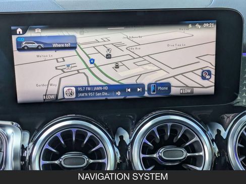 Used 2024 Mercedes-Benz EQB 250+ image 17