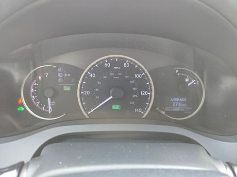 Used 2014 Lexus CT 200h w/ F Sport w/Nuluxe Interior FWD image 9