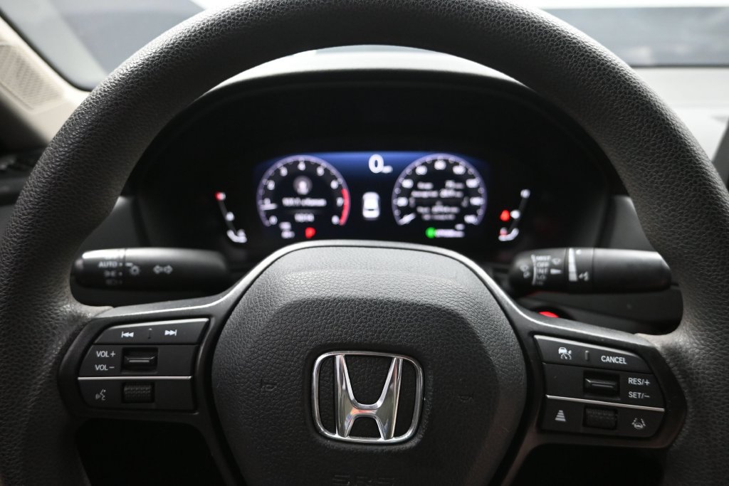 Used 2023 Honda Accord EX image 14