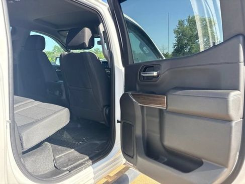 Used 2022 Chevrolet Silverado 1500 RST w/ Redline Edition AWD/4WD image 19