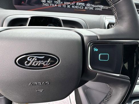 New 2025 Ford Expedition Platinum w/ Stealth Performance Package image 26