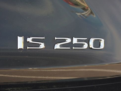 Used 2015 Lexus IS 250 w/ Navigation System Package RWD image 21
