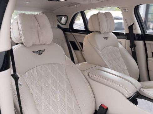 Used 2020 Bentley Mulsanne Speed RWD image 25