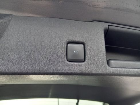 Used 2024 Ford Escape ST-Line w/ Cold Weather Package image 12