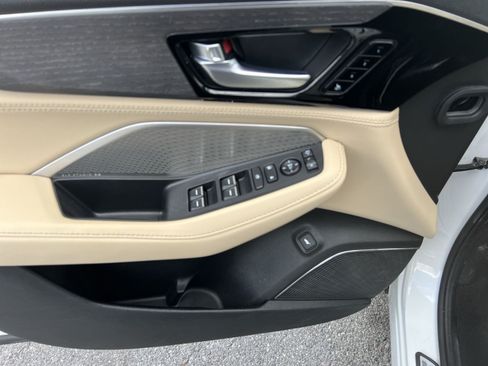 Used 2022 Acura MDX SH-AWD w/ Advance Package image 15