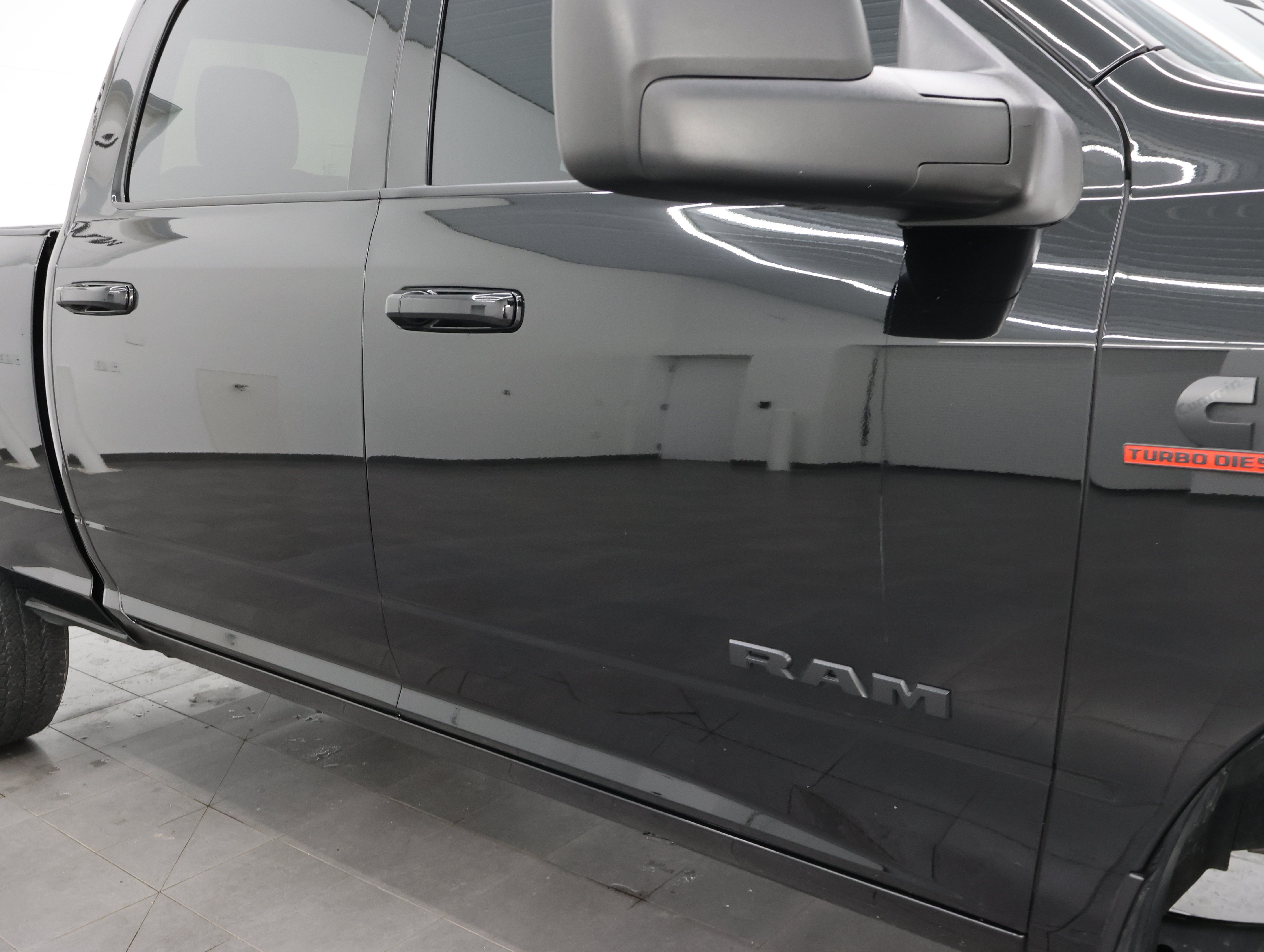 Used 2024 RAM 2500 Big Horn w/ Night Edition AWD/4WD image 25