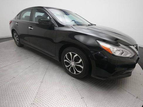 Used 2016 Nissan Altima 2.5 S w/ Power Driver Seat Package FWD image 35