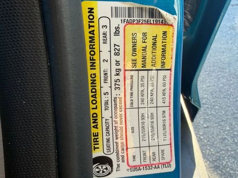 Used 2014 Ford Focus SE image 27