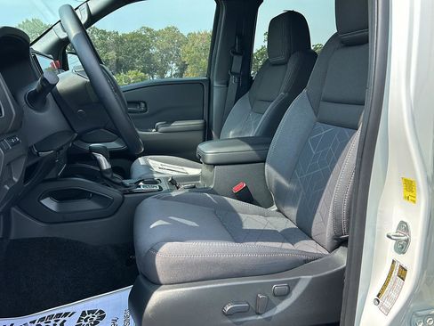 New 2026 Nissan Frontier SV w/ Tow Package image 14