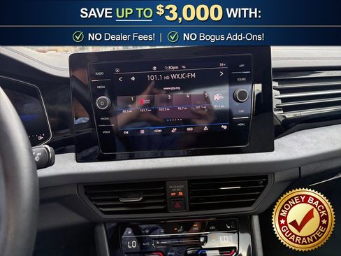 Used 2025 Volkswagen Jetta SE image 26