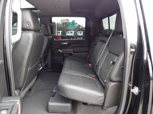 Used 2023 GMC Sierra 3500 Denali w/ Denali Ultimate Package image 32