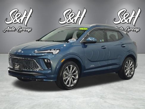 Used 2024 Buick Encore GX Avenir w/ Avenir Technology Package AWD/4WD image 17